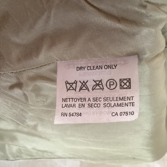 Emanuel Ungaro Women’s Vintage Silk Blazer 4P Sage, Shoulder Pad, Classic Fall - Picture 9 of 12